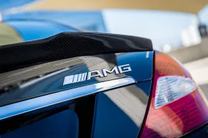 W219 CLS Carbon Fiber Trunk Spoiler -FD Style