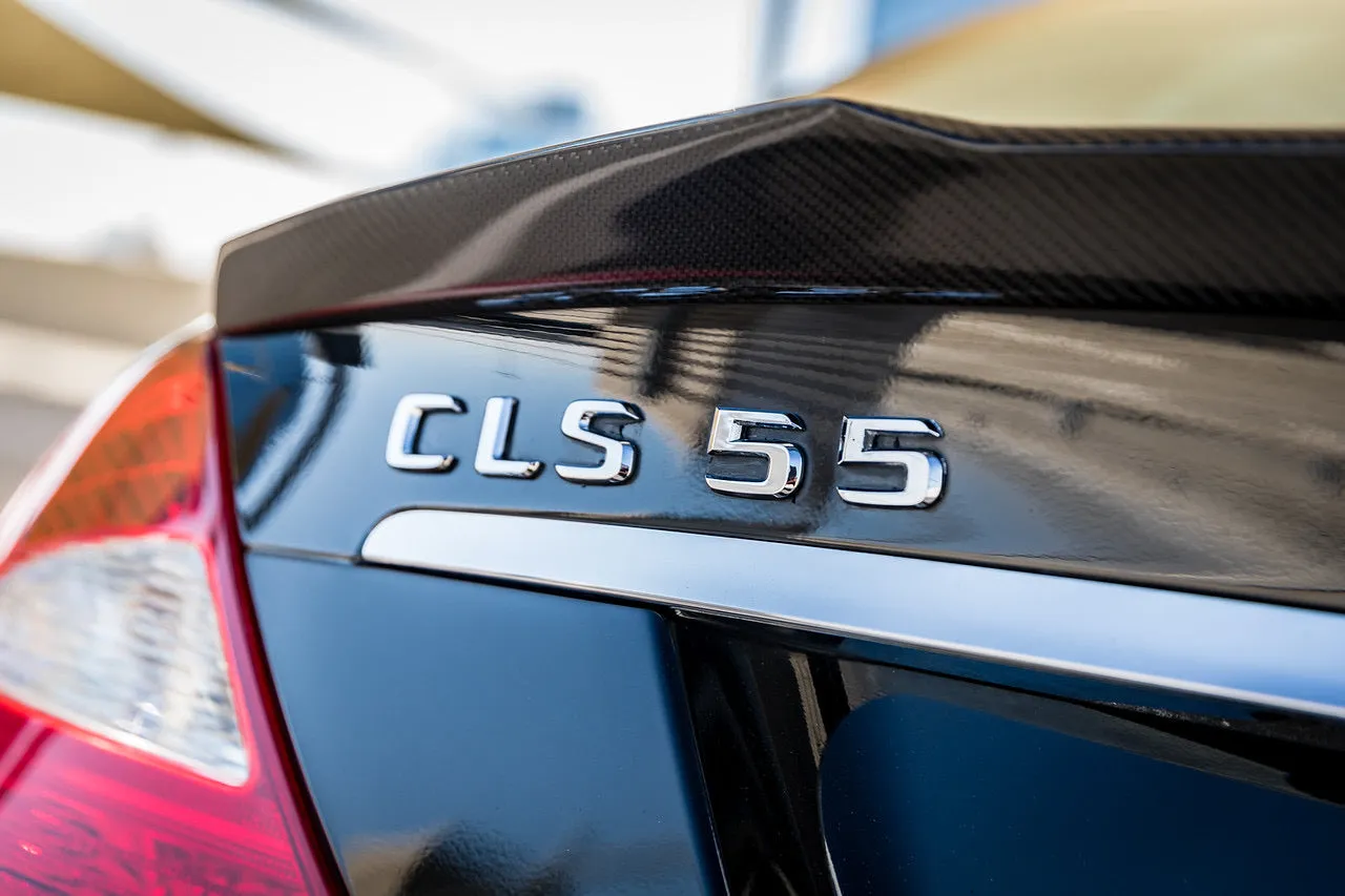 W219 CLS Carbon Fiber Trunk Spoiler -FD Style